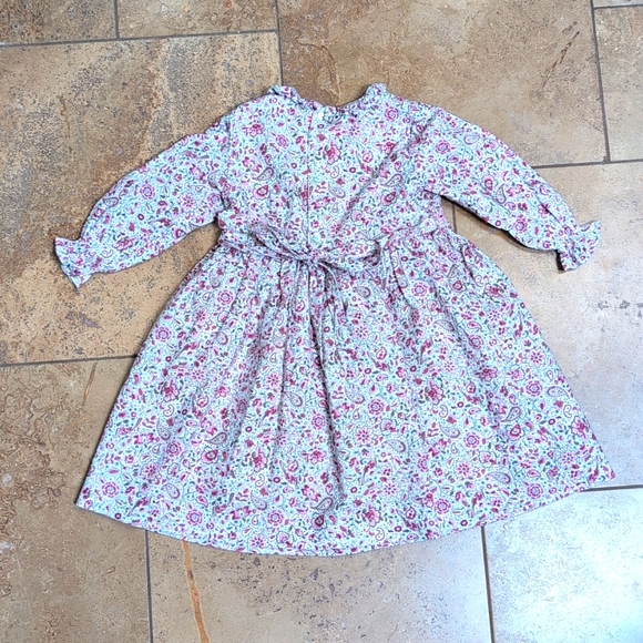 La Coqueta girl smocked dress. Pink paisley and floral print. Size 5Y. - Picture 3 of 4